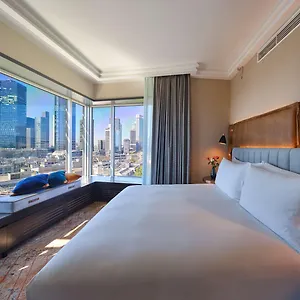 Hilton Frankfurt Centre מלון